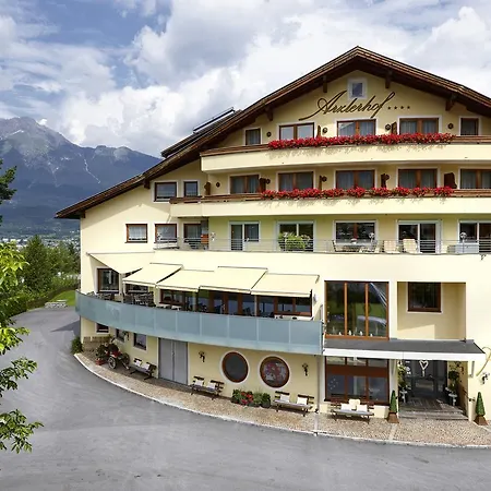 Arzlerhof Hotel 4*