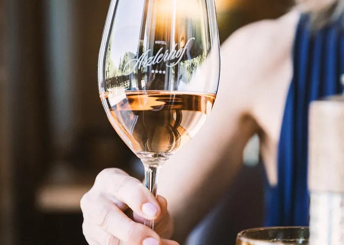 ホテル Arzlerhof 4*