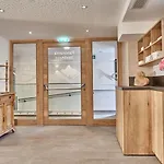 Arzlerhof Hotel