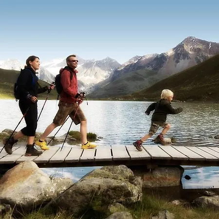 Arzlerhof 4* ארצל אים פלאצטל