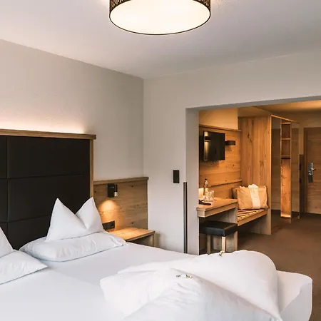 Hotell Arzlerhof Arzl im Pitztal