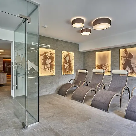 Arzlerhof ארצל אים פלאצטל