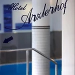 Отель Arzlerhof