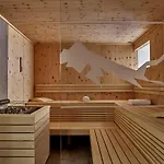 Отель Arzlerhof